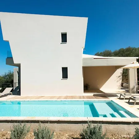 Sleeps 8 Pool Air Con Wifi Villa Roda (Corfu)
